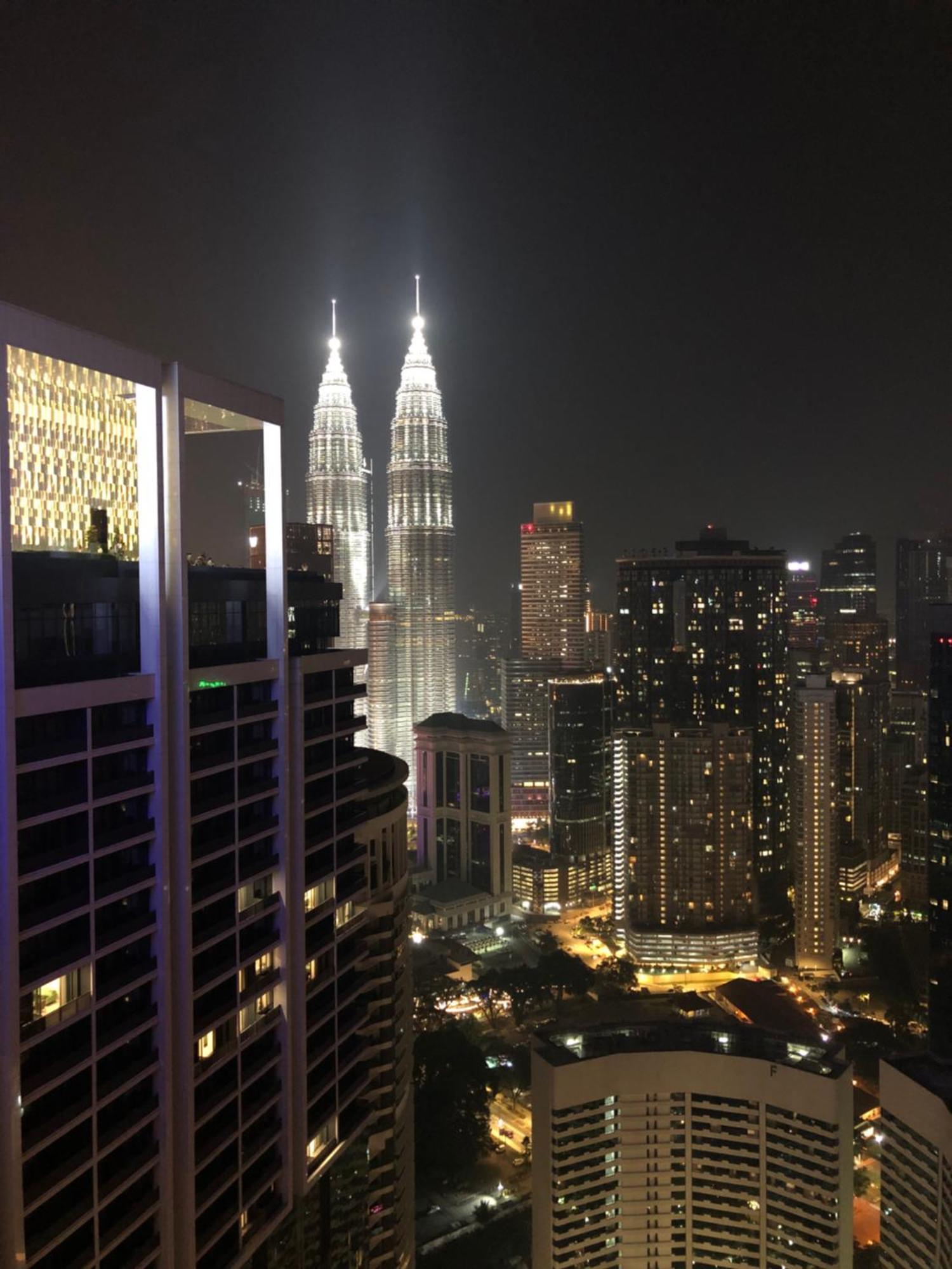 Platinum Suites Klcc Top 51 Куала-Лумпур Экстерьер фото